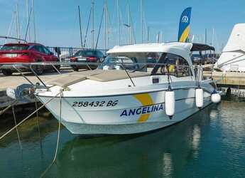 Louer bateau à moteur à Sangulin Marina - Antares 8 OB