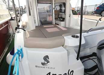 Louer bateau à moteur à Sangulin Marina - Antares 8 OB