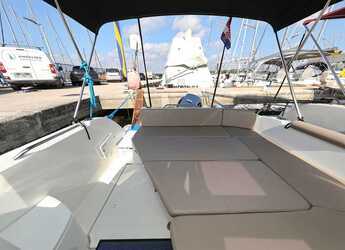 Louer bateau à moteur à Sangulin Marina - Antares 8 OB