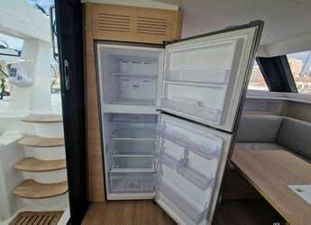 Rent a catamaran in Club Naútico de Sant Antoni de Pormany - Aventura 37