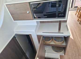 Rent a catamaran in Club Naútico de Sant Antoni de Pormany - Bali Catspace