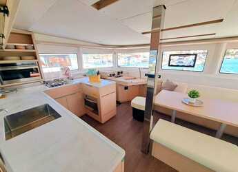 Rent a catamaran in Club Naútico de Sant Antoni de Pormany - Lagoon 46 - 4 + 2 cab.