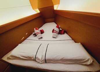 Noleggiare sailboat in Club Naútico de Sant Antoni de Pormany - Sun Odyssey 389