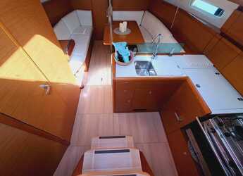 Noleggiare sailboat in Club Naútico de Sant Antoni de Pormany - Sun Odyssey 389