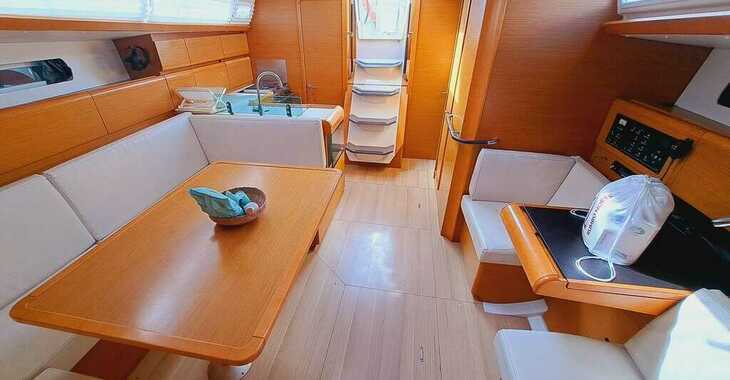 Rent a sailboat in Club Naútico de Sant Antoni de Pormany - Sun Odyssey 449