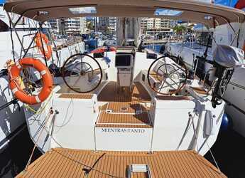 Rent a sailboat in Club Naútico de Sant Antoni de Pormany - Sun Odyssey 449