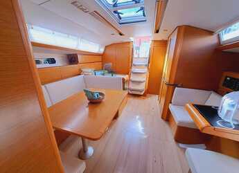 Rent a sailboat in Club Naútico de Sant Antoni de Pormany - Sun Odyssey 449