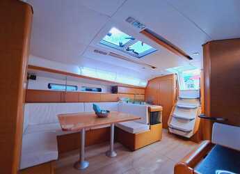 Rent a sailboat in Club Naútico de Sant Antoni de Pormany - Sun Odyssey 449