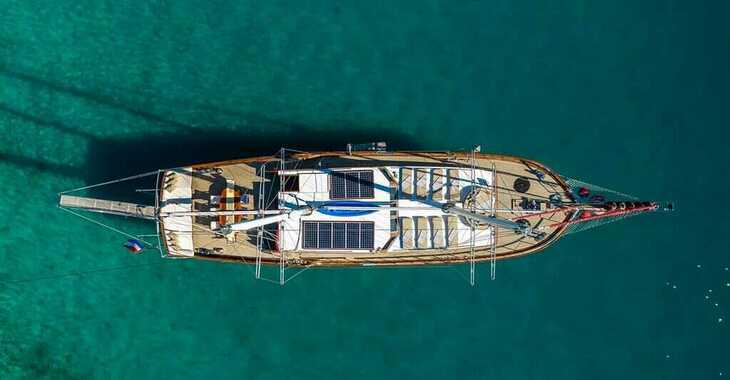 Rent a schooner in Marina Kastela - Gulet Nostra Vita