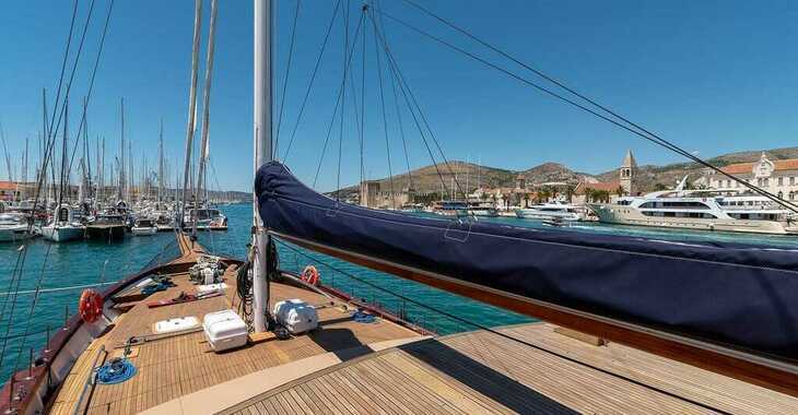 Rent a schooner in Trogir (ACI marina) - Gulet Smart Spirit