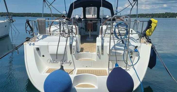 Alquilar velero en ACI Marina - Beneteau 50