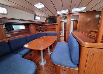 Alquilar velero en ACI Marina - Beneteau 50