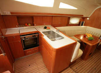 Alquilar velero en ACI Marina - Elan 344 Impression