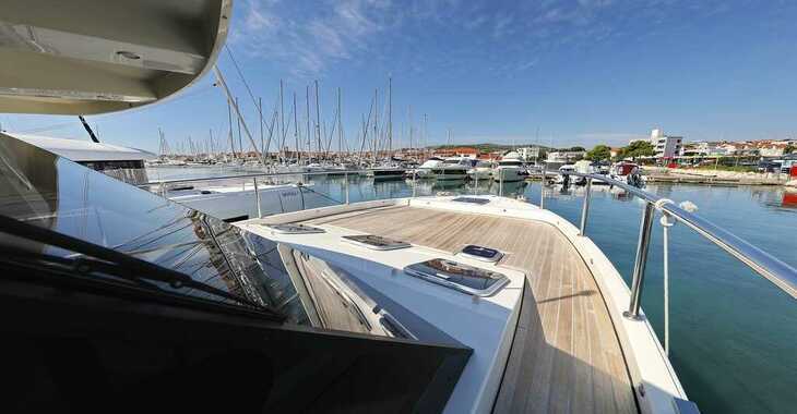 Rent a yacht in Vodice ACI Marina - Futura 40 Grand Horizon