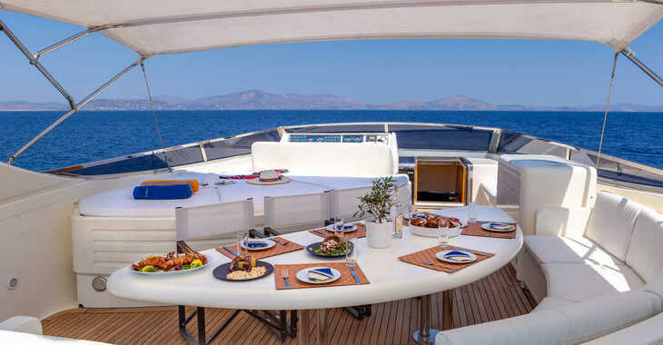 Chartern Sie yacht in Agios Kosmas Marina - Falcon 86