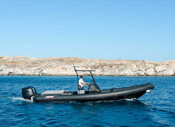 Rent a motorboat in Mykonos Marina - Scorpion G2