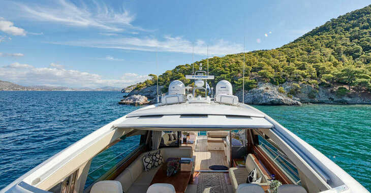 Rent a motorboat in Agios Kosmas Marina - Princess V70