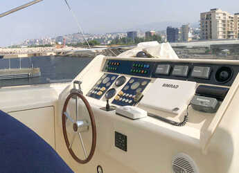 Chartern Sie yacht in Agios Kosmas Marina - Falcon 86