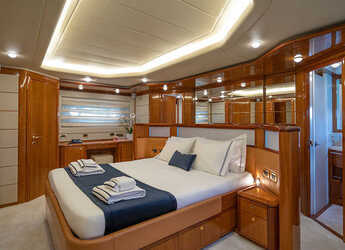 Rent a yacht in Agios Kosmas Marina - Ferretti 880