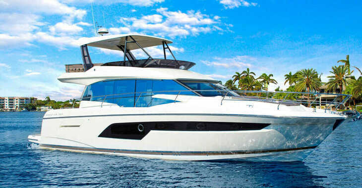 Rent a yacht in Porto Kheli - Prestige 520