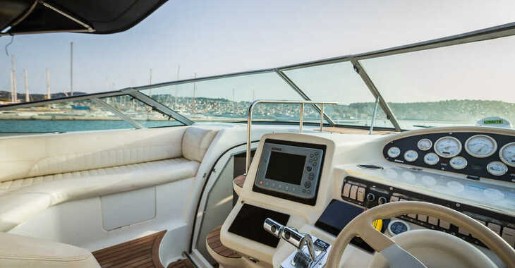 Chartern Sie yacht in Marina Argostoli - Cruisers 44