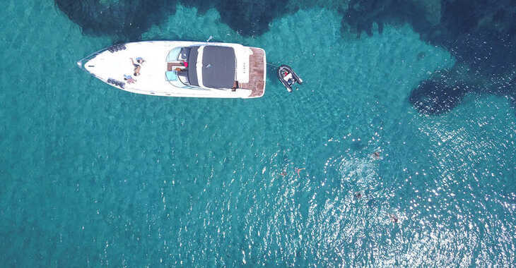 Chartern Sie yacht in Marina Argostoli - Cruisers 44