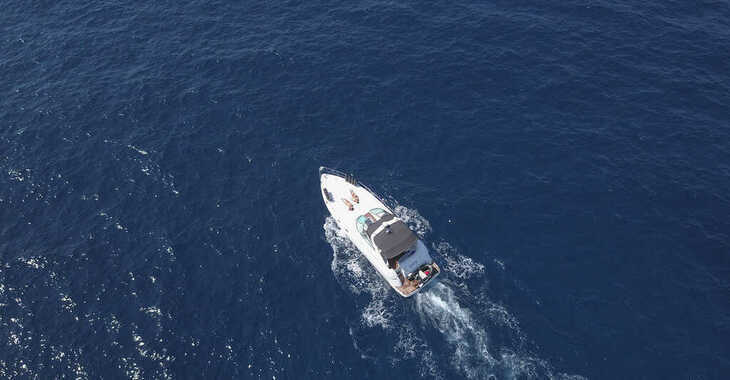 Rent a yacht in Marina Argostoli - Cruisers 44