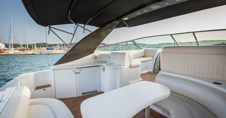 Rent a yacht in Marina Argostoli - Cruisers 44