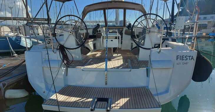 Rent a sailboat in Piso Livadi - Sun Odyssey 519 -  5 cabs