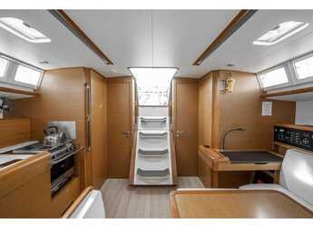 Chartern Sie segelboot in Piso Livadi - Sun Odyssey 479