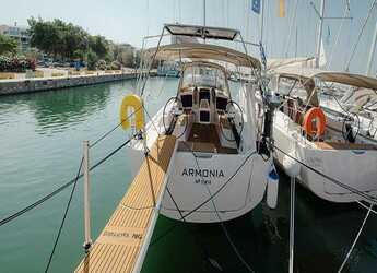 Rent a sailboat in Alimos Marina - Dufour 430