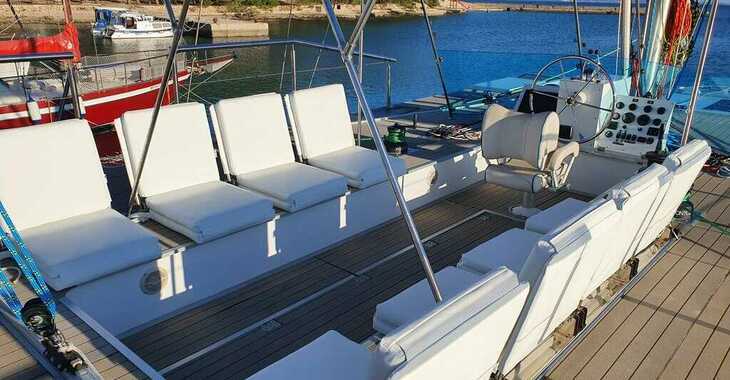 Rent a catamaran in Marina Split (ACI Marina) - Upwind 50 Eco - 4 + 1 cab.