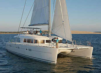 Rent a catamaran in Maya Cove, Hodges Creek Marina - Lagoon 620 - 6 + 2 cab.