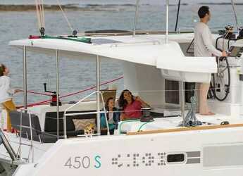 Rent a catamaran in Jolly Harbour - Lagoon 450 S - 4 + 2 cab.