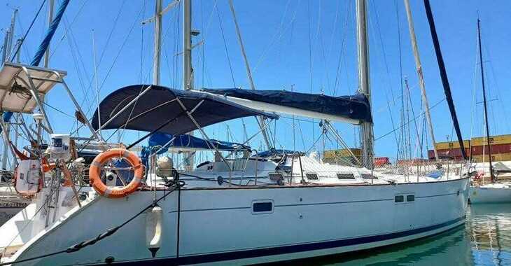 Chartern Sie segelboot in Playa Talamanca - Beneteau Oceanis 473