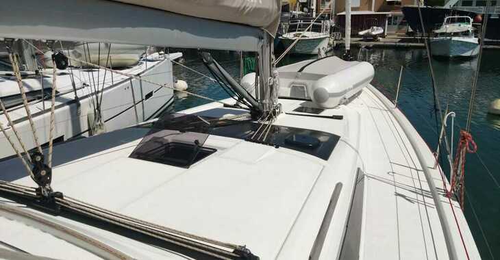 Rent a sailboat in Marina Bas du Fort - Dufour 430 GL