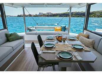 Alquilar catamarán en Club Naútico de Sant Antoni de Pormany - Bali 4.4