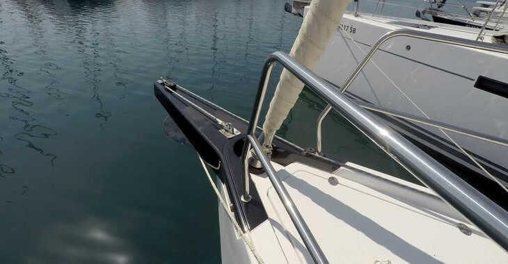 Rent a sailboat in Marina Mandalina - Elan GT5