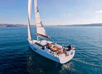 Chartern Sie segelboot in Marina Mandalina - Elan GT5