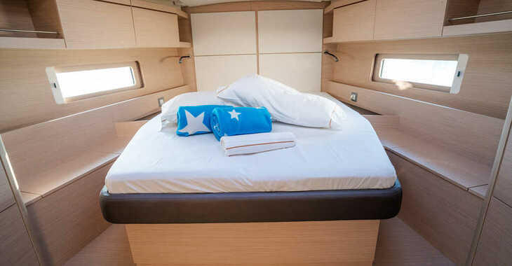 Chartern Sie segelboot in Porto Olbia - Oceanis 46.1 (bunk cab)