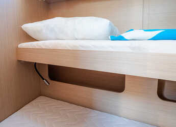 Alquilar velero en Porto Olbia - Oceanis 46.1 (bunk cab)