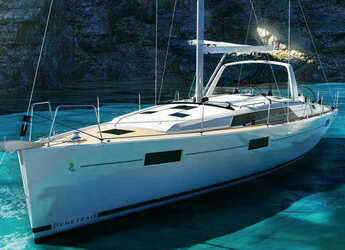 Rent a sailboat in Porto Capo d'Orlando Marina - Oceanis 40.1