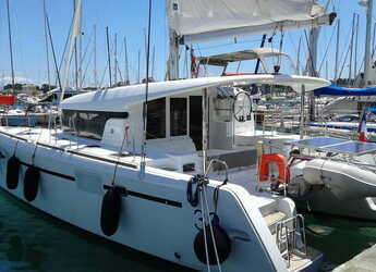 Rent a catamaran in Marina Gouvia - Lagoon 39