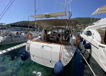 Rent a sailboat in Lefkas Marina - Bavaria Cruiser 46 - 4 cab.
