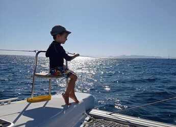 Rent a catamaran in Alimos Marina - Lagoon 40 - 4 cab.