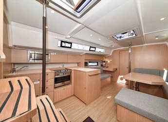 Noleggiare sailboat in Marina Tankerkomerc - Bavaria C42