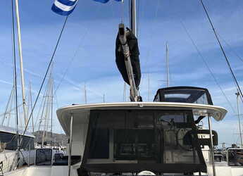 Rent a catamaran in Alimos Marina - Lagoon 40 - 4 + 2 cab