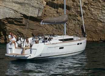 Rent a sailboat in Alimos Marina - Sun Odyssey 479 - 4 cab.