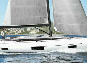 Rent a sailboat in Paros Marina - Bavaria C45 Holiday