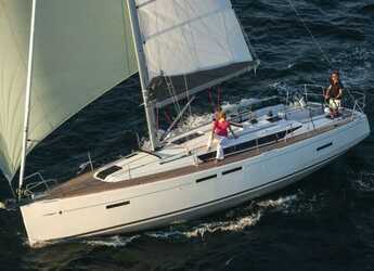 Rent a sailboat in Paros Marina - Sun Odyssey 419